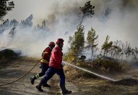 EXÉRCITO MOBILIZADO PARA COMBATER FOGOS EM MANGUALDE E MONÇÃO