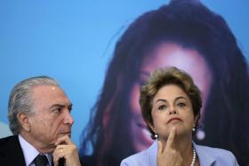 DILMA ROUSSEFF APOSTA EM APOIO DO SENADO PARA ENFRENTAR CRISE POLÍTICA