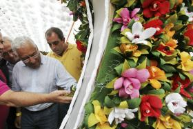 ANTÓNIO COSTA QUER “ACABAR” COM O GOVERNO QUE ANDA “ESCONDIDO” ATRÁS DA “TROIKA”