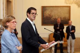 RUI MOREIRA “FRONTALMENTE CONTRA” AJUSTE DIRETO DA CONCESSÃO DA STCP E METRO DO PORTO