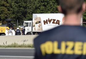SOBE PARA 70 NÚMERO DE MIGRANTES ENCONTRADOS MORTOS EM CAMIÃO ABANDONADO NA ÁUSTRIA