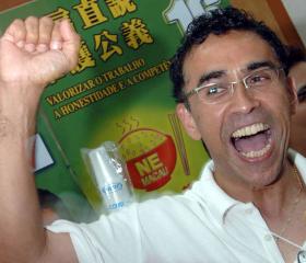 DEPUTADO EM MACAU QUER CANDIDATAR-SE À ASSEMBLEIA DA REPÚBLICA, EM PORTUGAL