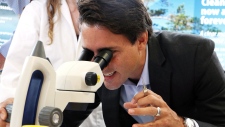O líder Liberal Justin Trudeau fala num evento de campanha em Belleville, Ontário - 24 de agosto de 2015