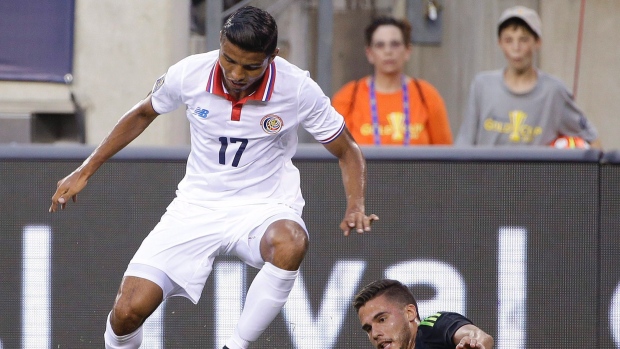 Johan Venegas, visto aqui a jogar pela Costa Rica, foi adquirido pelo Montreal Impact. (Seth Wenig / Associated Press)