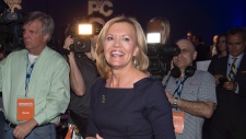 Christine Elliott durante a votação para a liderança do partido PC em Toronto - 9 de maio de 2015. The Canadian Press / Frank Gunn
