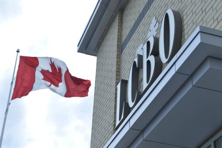 Uma loja LCBO em Bowmanville, Ontário, nesta foto de arquivo (2013). THE CANADIAN PRESS/Doug Ives