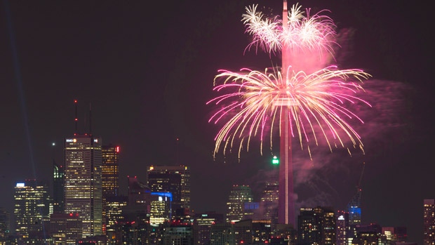 Com os Toronto 2015 Pan Am Games a revelarem-se um sucesso tão grande, muitos questionam se a maior cidade do Canadá deve candidatar-se outra vez aos Jogos Olímpicos, desta vez para 2024. (Peter Power/The Canadian Press)