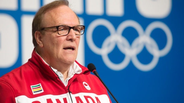 O presidente do Comité Olímpico Canadiano Marcel Aubut fala durante uma conferência de imprensa nos Jogos Olímpicos de inverno de Sochi em Sochi, na Rússia- 6 de fevereiro de 2014. (Adrian Wyld / The Canadian Press)