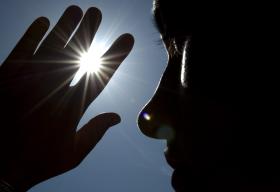 FIM DE SEMANA COM CÉU POUCO NUBLADO E SUBIDA DA TEMPERATURA MÁXIMA