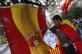 DEPUTADOS DE PARLAMENTOS EUROPEUS ACOMPANHAM ELEIÇÕES NA CATALUNHA