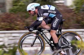 MARK CAVENDISH OPERADO COM SUCESSO AO OMBRO ESQUERDO