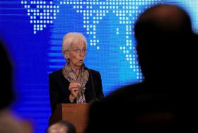 LAGARDE DIZ QUE RISCOS NEGATIVOS PARA ECONOMIA GLOBAL AUMENTARAM NOS ÚLTIMOS MESES