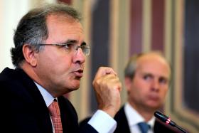 GESTÃO DE FUNDOS REEMBOLSÁVEIS PELA CGD SERIA UMA “PERVERSÃO” DO SISTEMA  — PIRES DE LIMA