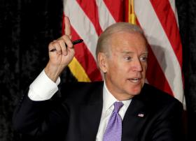 VICE-PRESIDENTE DOS EUA ASSEGURA QUE APOIO À “XENOFOBIA” DE TRUMP “NÃO VAI DURAR”