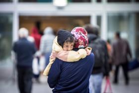 MIGRAÇÕES: AMNISTIA INTERNACIONAL PEDE “MUDANÇAS DRÁSTICAS” À POLÍTICA DE REFUGIADOS DA UE