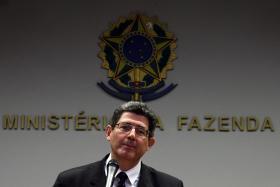 GOVERNO BRASILEIRO ANUNCIA CORTES ORÇAMENTAIS DE 6.000 ME E NOVO IMPOSTO