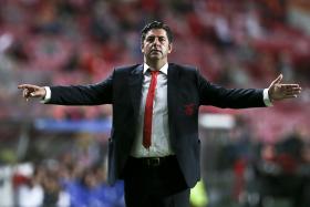 RUI VITÓRIA DIZ QUE OBJETIVO DO BENFICA É CHEGAR AO FINAL DO CAMPEONATO NA FRENTE