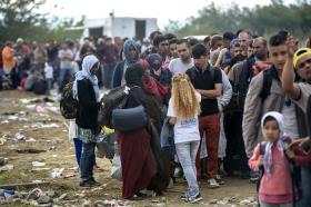 PARLAMENTO EUROPEU A FAVOR DA RECOLOCAÇÃO DE MAIS 120 MIL REFUGIADOS