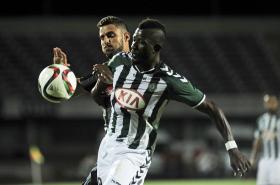 VITÓRIA DE SETÚBAL E VITÓRIA DE GUIMARÃES EMPATAM 2-2 NA I LIGA