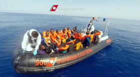 MIGRAÇÕES: SETE OPERAÇÕES DE SOCORRO NO MAR MEDITERRÂNEO RESGATAM 500 PESSOAS