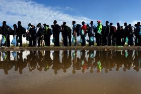 MINISTRO ALEMÃO PROPÕE QUE SE VÁ BUSCAR REFUGIADOS ÀS ZONAS DE CRISE