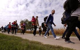 ESLOVÁQUIA VAI APRESENTAR QUEIXA CONTRA QUOTAS DE REFUGIADOS A TRIBUNAL EUROPEU
