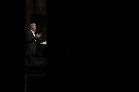 ELEIÇÕES: JERÓNIMO PERGUNTA “PARA ONDE FOI O DINHEIRO” E RESPONDE “PARA O GRANDE CAPITAL”