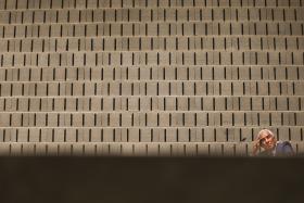 ESMAGAMENTO DO ESPAÇO POLÍTICO PELA QUESTÃO FINANCEIRA EMPOBRECE DEBATE – COSTA