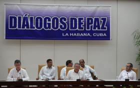 EUA, VATICANO E CUBA SAÚDAM ACORDO ENTRE GOVERNO COLOMBIANO E FARC
