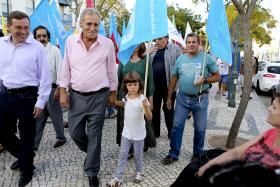 ELEIÇÕES: COSTA QUER MAIORIA ABSOLUTA E RECUSA COMENTAR CENÁRIOS DE VITÓRIA DA COLIGAÇÃO PSD/CDS