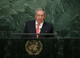 RAÚL CASTRO DZ QUE EMBARGO É O PRINCIPAL OBSTÁCULO PARA DESENVOLVIMENTO DE CUBA