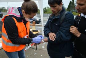 CERCA DE 8.400 REFUGIADOS CHEGAM À ÁUSTRIA
