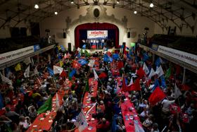 ELEIÇÕES: JERÓNIMO “TRANQUILIZA” PS E JURA GUERRA À “POLÍTICA DE DIREITA”