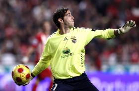 GUARDA-REDES MOREIRA REGRESSA AO FUTEBOL PORTUGUÊS “MELHOR” DO QUE QUANDO SAIU