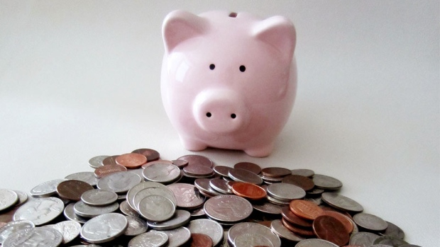 QUASE METADE DOS CANADIANOS ACIMA DOS 50 ANOS TEM 25% DO QUE PRECISAM PARA SE APOSENTAR