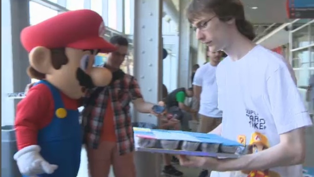 Super Mario, estrela da franchise de longa duração da Nintendo que leva o seu nome, comemorou o seu 30º aniversário no Centro de Ciência de Montreal, no sábado