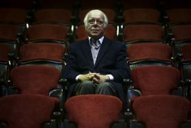 CARLOS DO CARMO APONTA PRISÃO DE SÓCRATES E CANDIDATURA A BELÉM NAS COSTAS DE COSTA