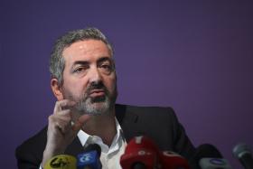 JOAQUIM EVANGELISTA ESPERA CONTACTO DE CARRILLO PARA SINDICATO PODER INTERVIR