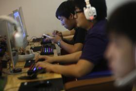 CHINA VAI EXPANDIR ACESSO À ‘INTERNET’ A 98% DAS ALDEIAS DO PAÍS