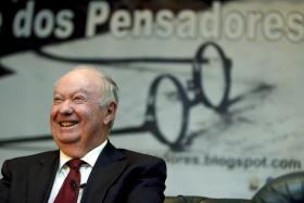 PRESIDENCIAIS: ALBERTO JOÃO JARDIM DESISTE DE APRESENTAR CANDIDATURA