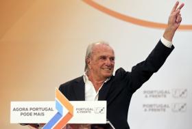 PINTO BALSEMÃO PEDE MAIORIA ABSOLUTA PARA COLIGAÇÃO PSD/CDS-PP