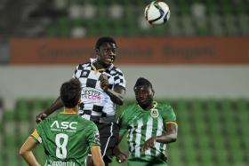 RIO AVE VENCE BOAVISTA NOS DESCONTOS E IGUALA FC PORTO E SPORTING NO TOPO DA I LIGA