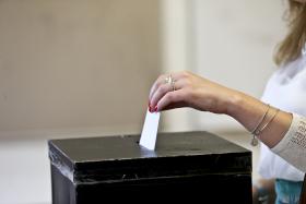 PROJEÇÕES DÃO VITÓRIA À COLIGAÇÃO PSD/CDS-PP