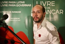 RUI TAVARES RECONHECE DERROTA AO NÃO ELEGER MAS DIZ-SE ORGULHOSO DO PARTIDO