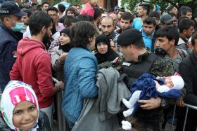 UNIÃO EUROPEIA INICIA SEXTA-FEIRA DESLOCALIZAÇÃO DE REFUGIADOS NO ESPAÇO EUROPEU