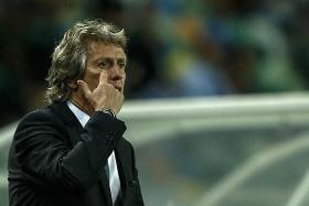 JORGE JESUS APOSTA NUM ‘ONZE’ PARA O SKENDERBEU E NOUTRO COM O BENFICA