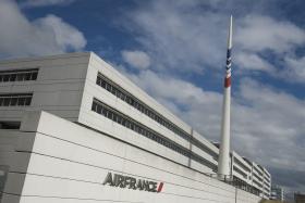 AIR FRANCE VAI DESPEDIR CERCA DE MIL TRABALHADORES EM 2016