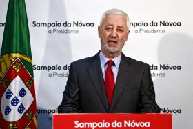 SAMPAIO DA NÓVOA VIABILIZARIA GOVERNO QUE DESSE ESTABILIDADE AO PAÍS