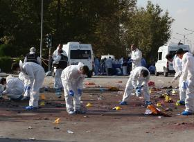 NOVO BALANÇO CONTABILIZA 95 MORTOS E 246 FERIDOS NOS ATENTADOS NA TURQUIA