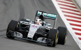 LEWIS HAMILTON VENCE GP DA RÚSSIA DE FÓRMULA 1 E FICA MAIS PERTO DO TÍTULO
